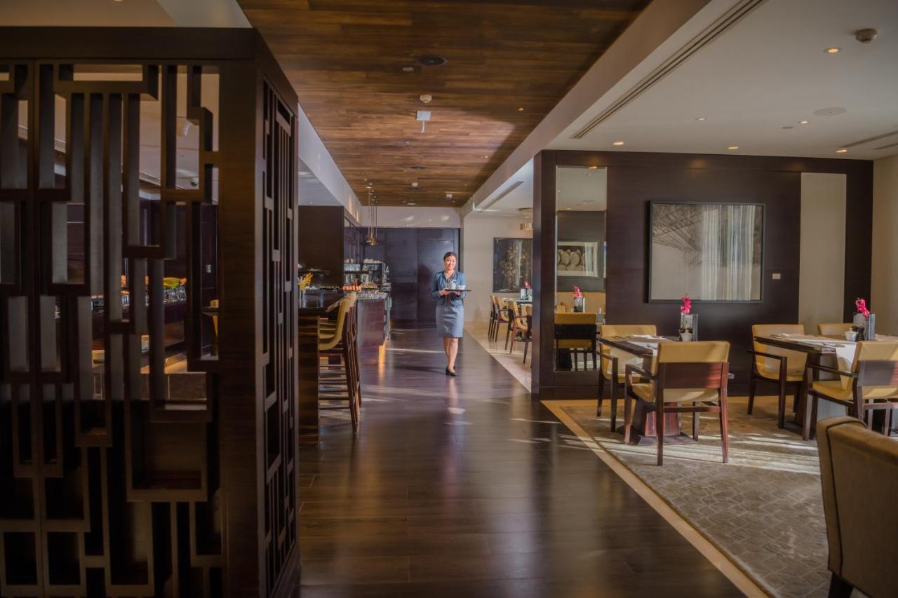 Aspen Chalets By Kempinski Hotel Mall Of The Emirates Dubai Exterior photo