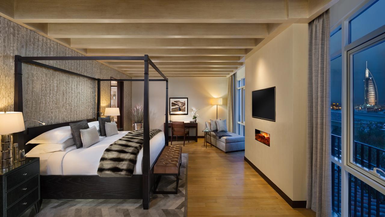 Aspen Chalets By Kempinski Hotel Mall Of The Emirates Dubai Exterior photo